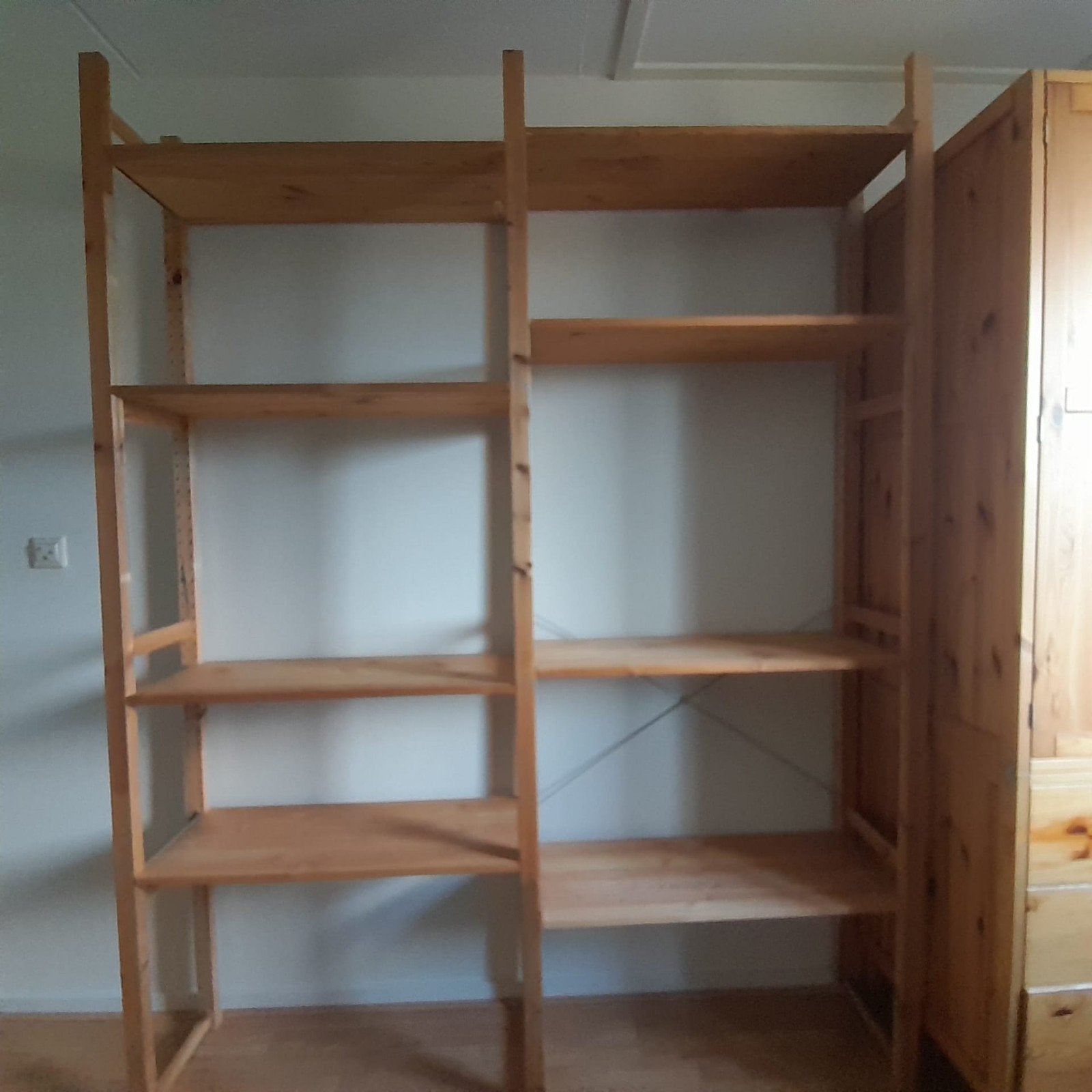 2 complete Ivar stellingkasten met elk 8 planken, Ophalen, Gebruikt