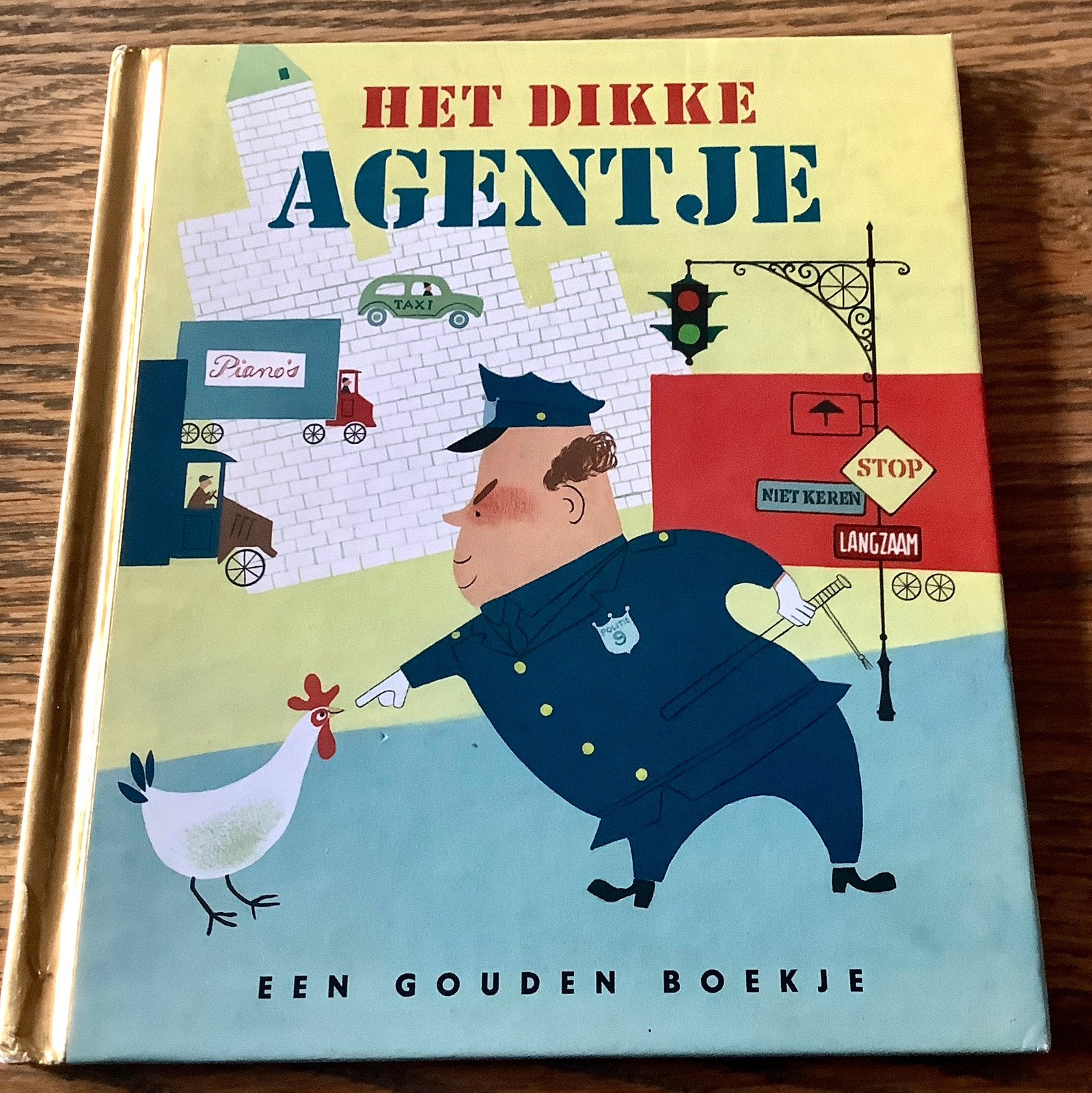 EEN GOUDEN BOEKJE HET DIKKE AGENTJE SPECIALE UITGAVE, Boeken, Ophalen of Verzenden, Zo goed als nieuw, Fictie algemeen, Gouden boekje