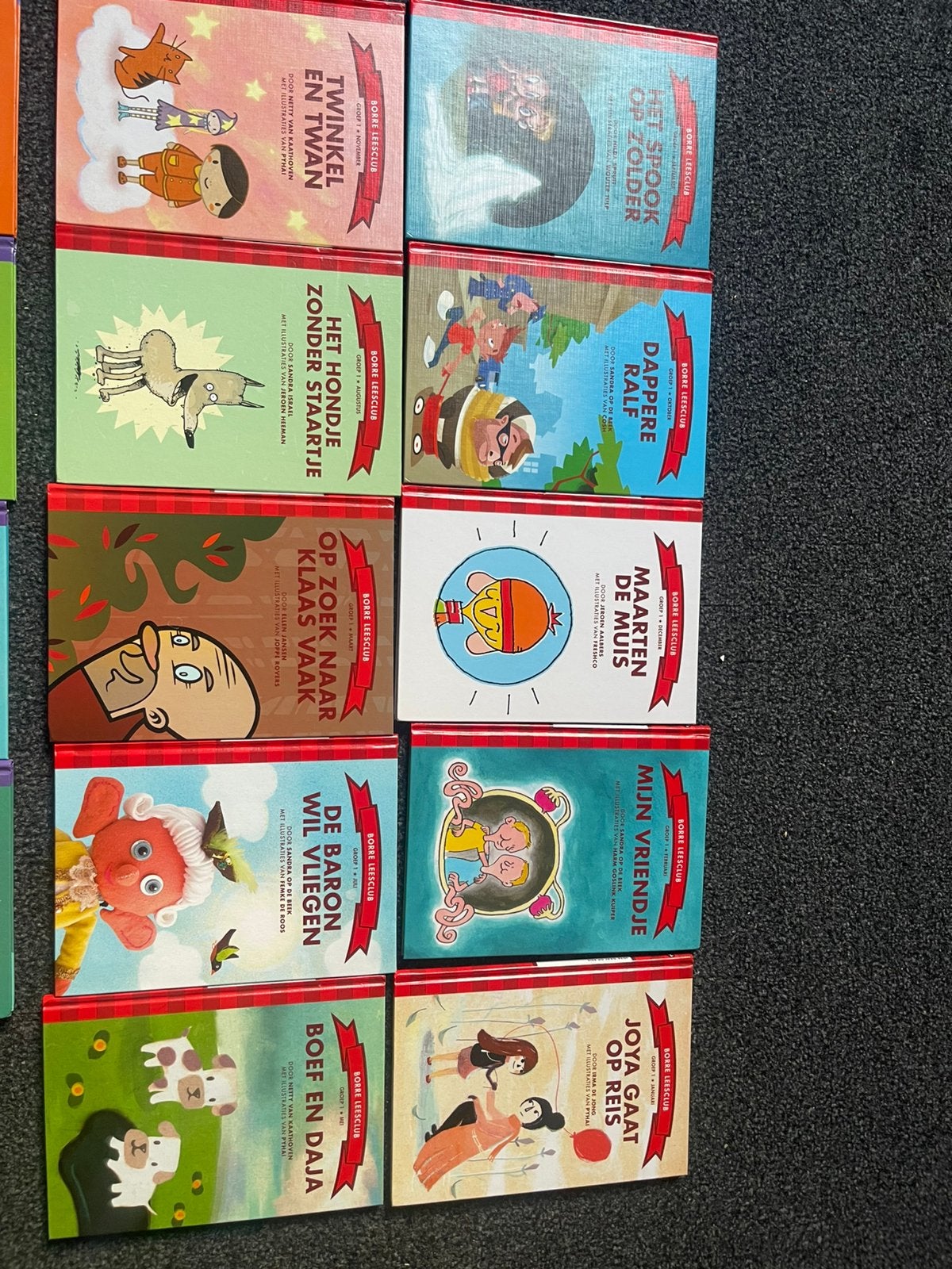 Borre leesclub 94 boeken, Ophalen of Verzenden, Zo goed als nieuw