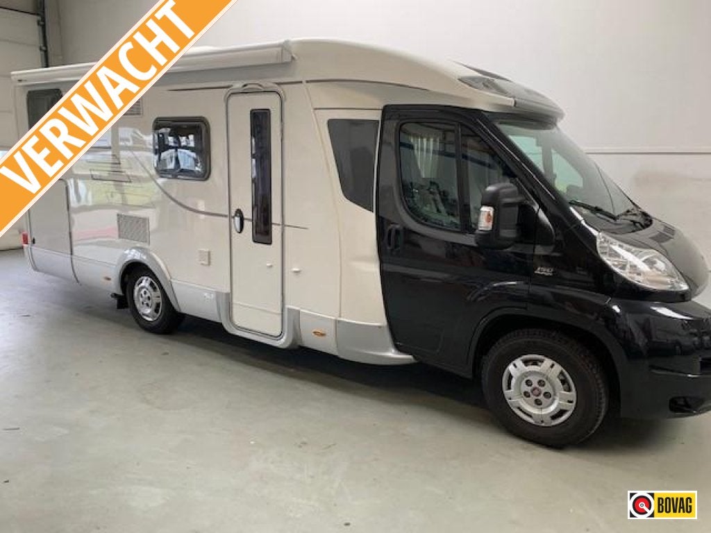 Hymer Bianco Line Bianco Line T674CL, Caravans en Kamperen, Campers, Ringverwarming, Fiat, Tot en met 2, Koelkast