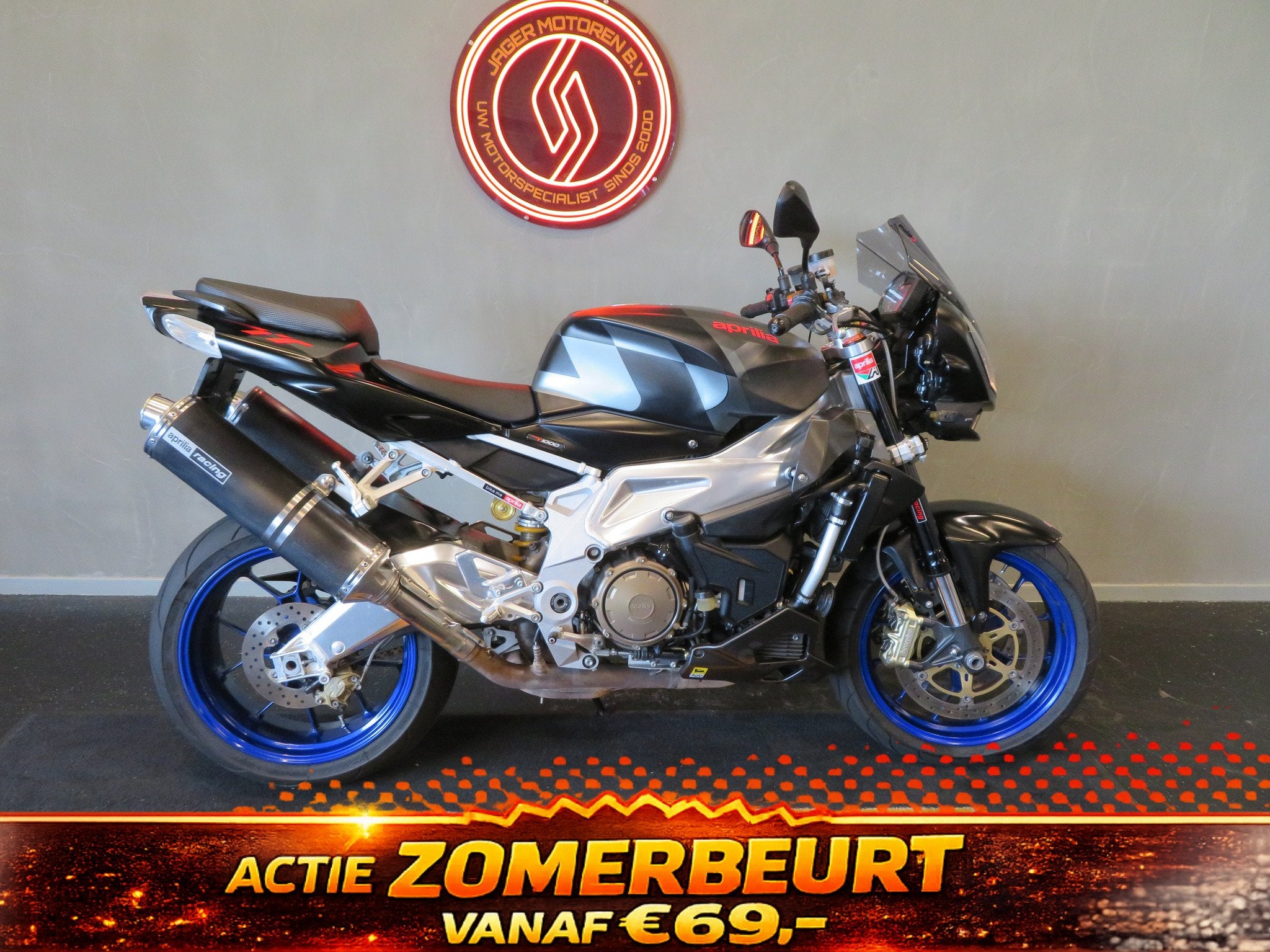 Aprilia TUONO 1000 RR PERFECTE STAAT! (bj 2007), Motoren, Motoren | Aprilia, Bedrijf, Naked bike