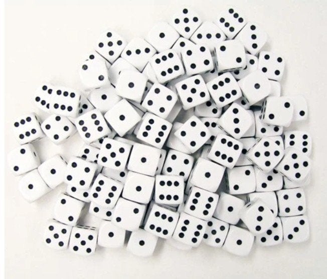100 Witte Dobbelstenen - Perfect voor Spelletjes, Een of twee spelers, Ophalen of Verzenden, Nieuw, Overig