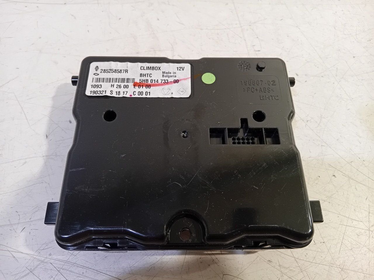 Computer climate control Renault Mégane, Onderdelen@venauto.nl, Van der Ven Autorecycling B.V., Gebruikt, Ettenseweg 76, 4706 PB Roosendaal, The Netherlands