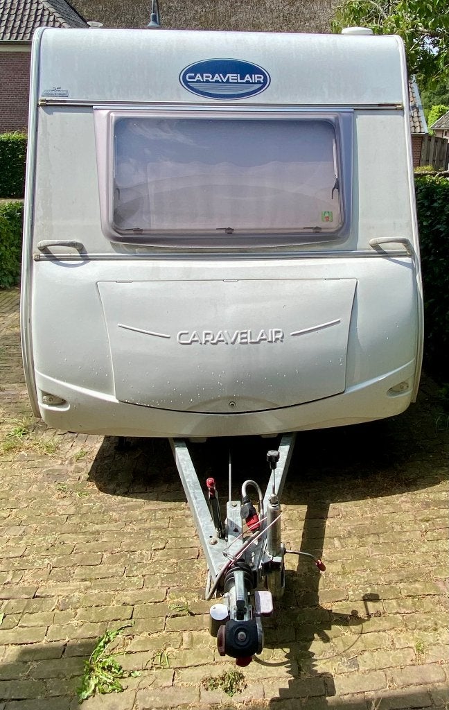 Caravelair Ambiance 400 uit 2006, Caravans en Kamperen, Standaardzit, Dwarsbed, 750 - 1000 kg, Particulier