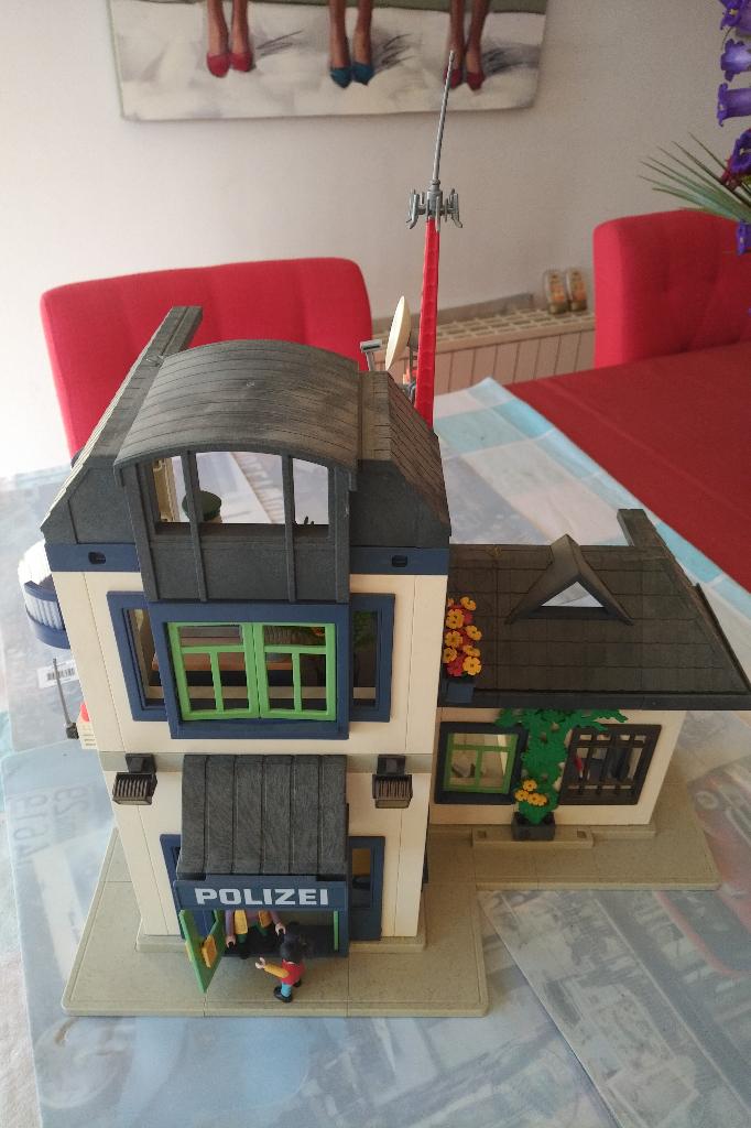 Playmobil vintage politiestation (winkeldisplay) 3988 + 3957, Ophalen of Verzenden, Gebruikt, Complete set