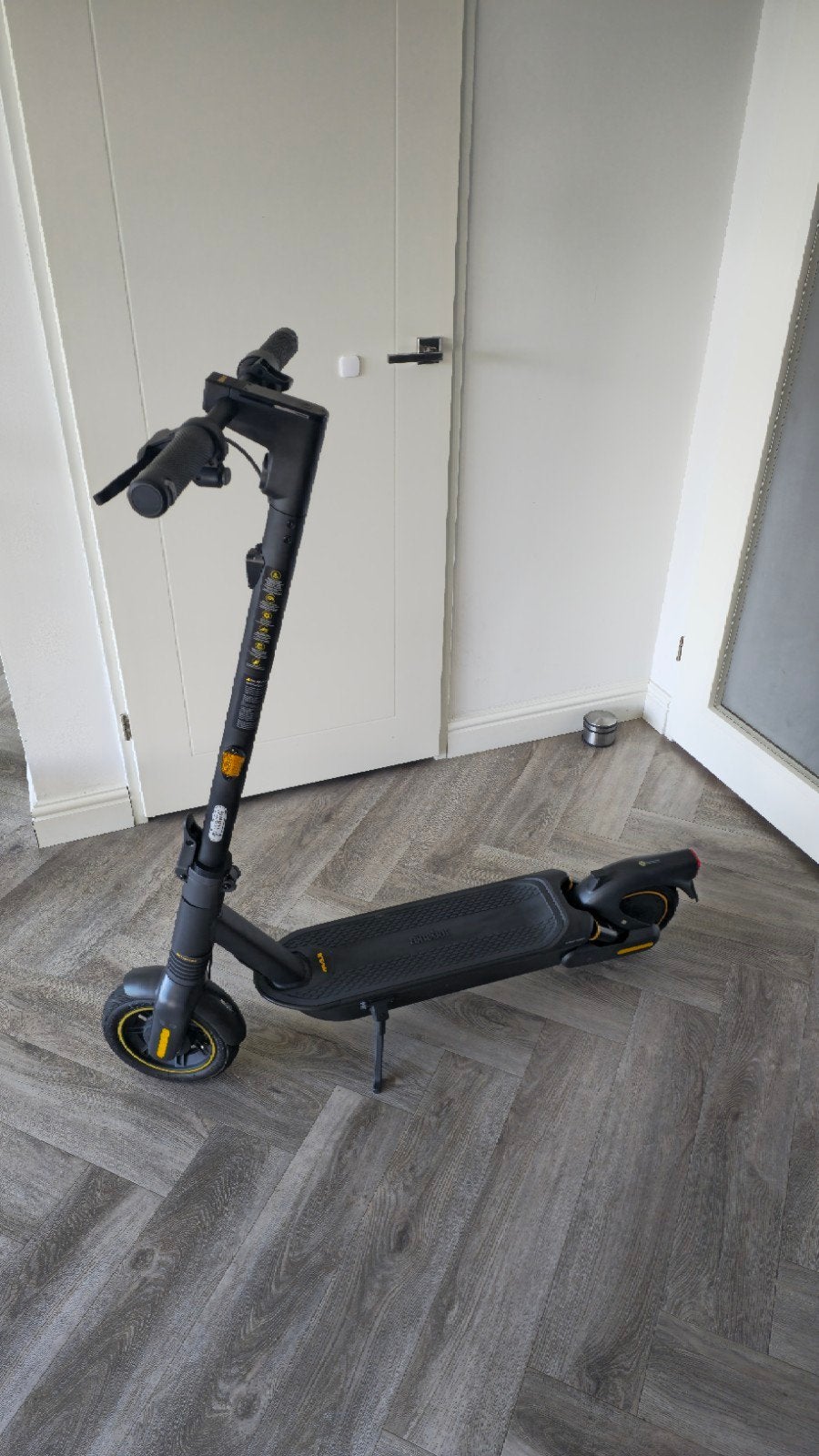 Ninebot Max G2 by Segway - Z.G.A.N. E-step, Ophalen of Verzenden, Zo goed als nieuw, Elektrische step (E-scooter)