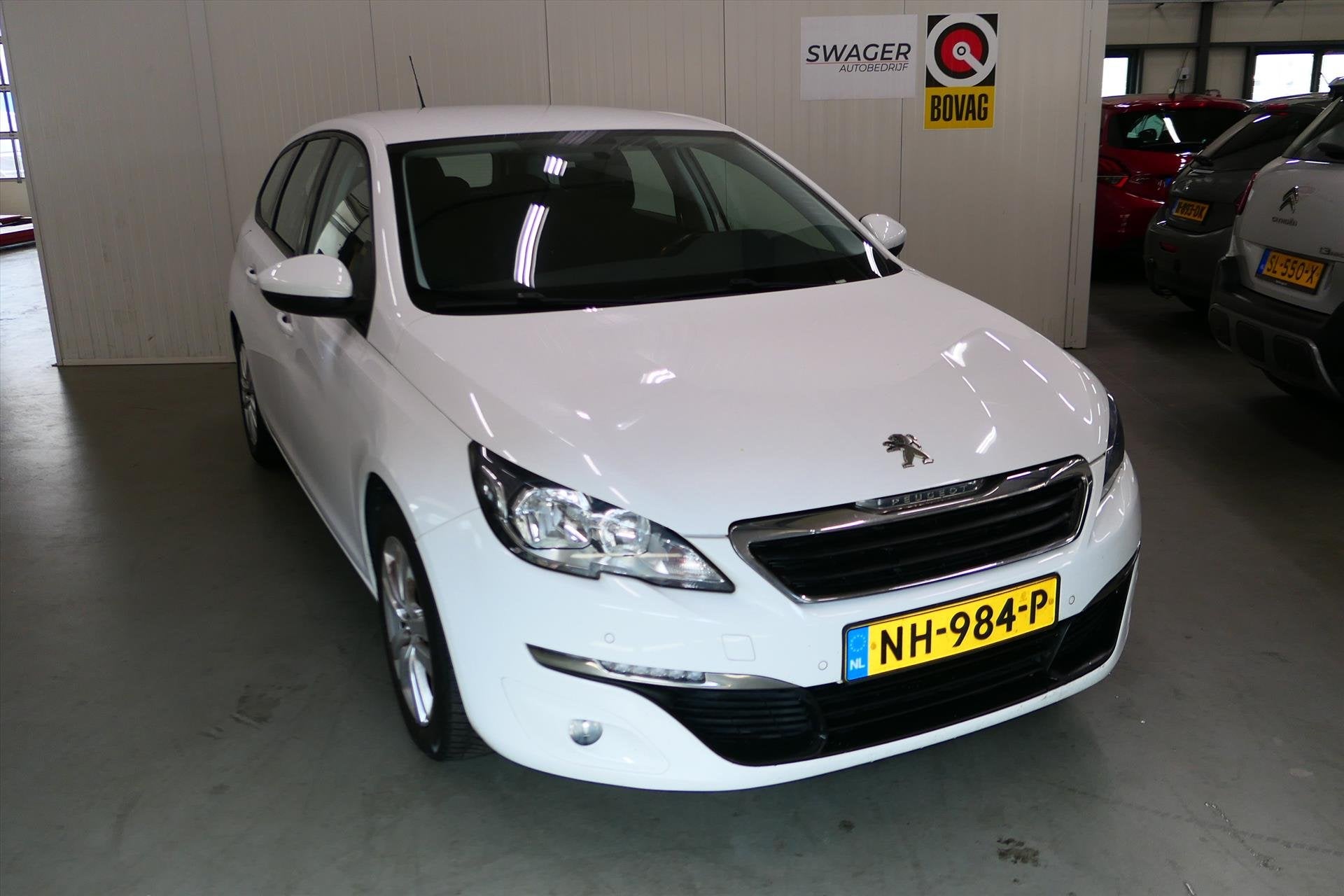 PEUGEOT 308 1.2 PureTech 130pk Automaat Style (goed onderhou, Auto's, Automaat, Stof, Gebruikt, 1199 cc