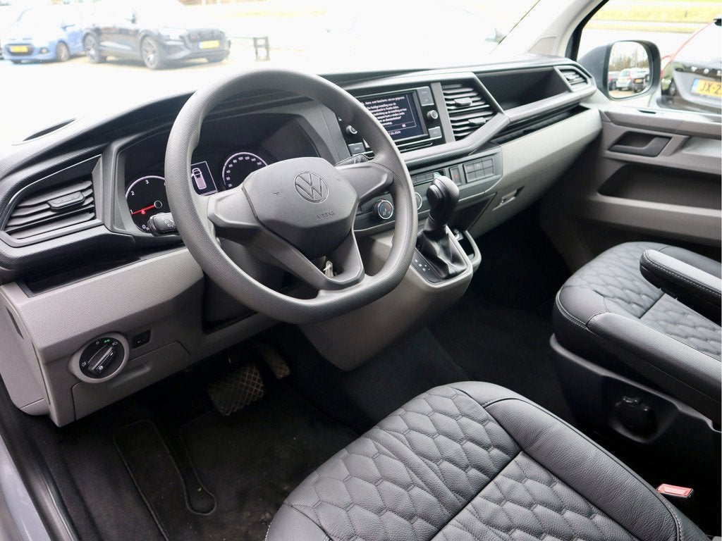 Volkswagen Transporter 2.0 TDI 150PK DSG LUXE DUBBELE CABINE, Auto's, Bestelauto's, Gebruikt, Euro 6, 4 cilinders, 150 pk