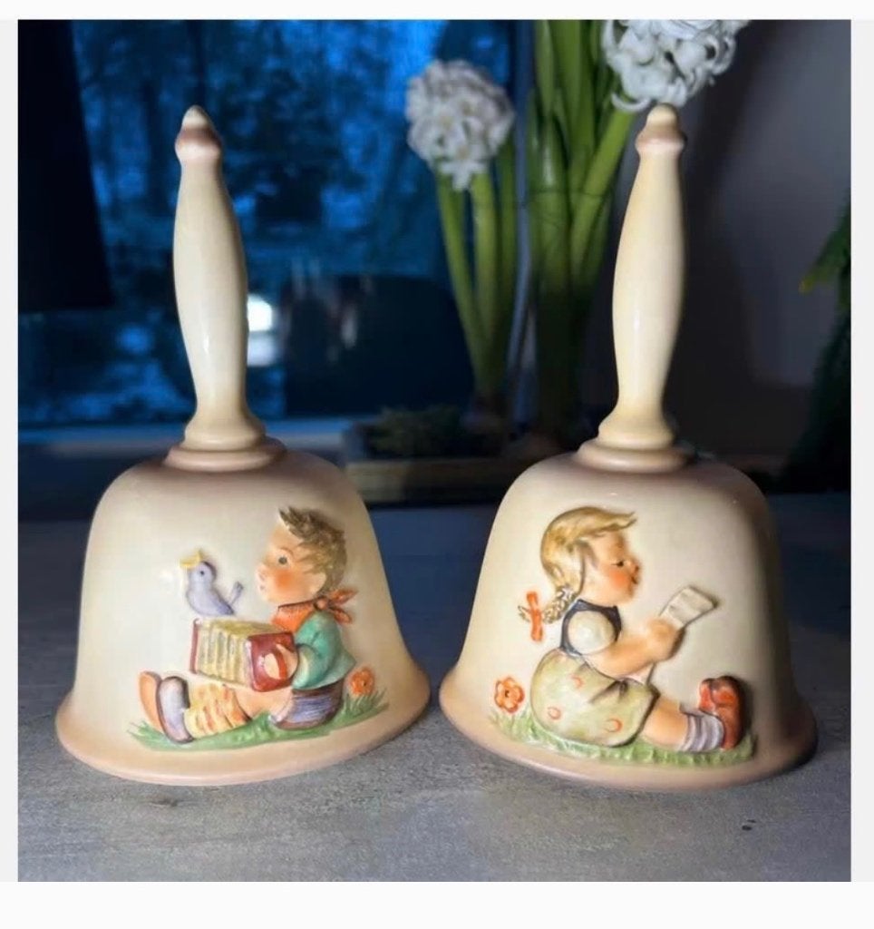 2 x Goebel Bel Jaarlijkse Bel Editie 1977 & 1980- Pr.p.stuk, Ophalen of Verzenden