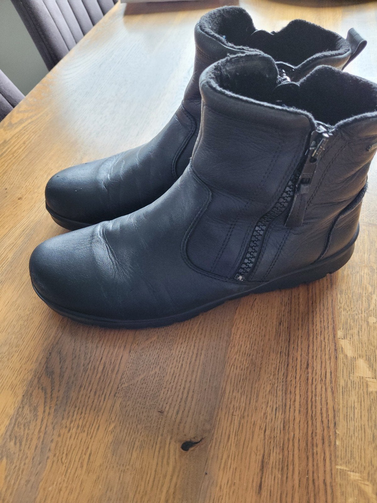 Ecco zwarte enkellaarsjes, maat 40, Kleding | Dames, Ophalen of Verzenden, Gedragen, Zwart