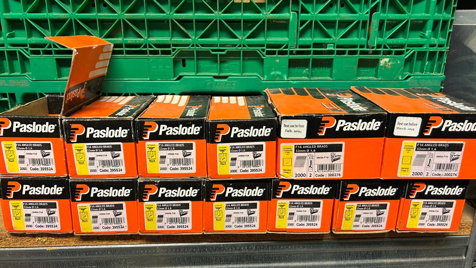 Paslode F16 Angled Brads 32mm Ø 1,6 - 2000 stuks, Ophalen, Nieuw, Spijkers, Minder dan 50 mm