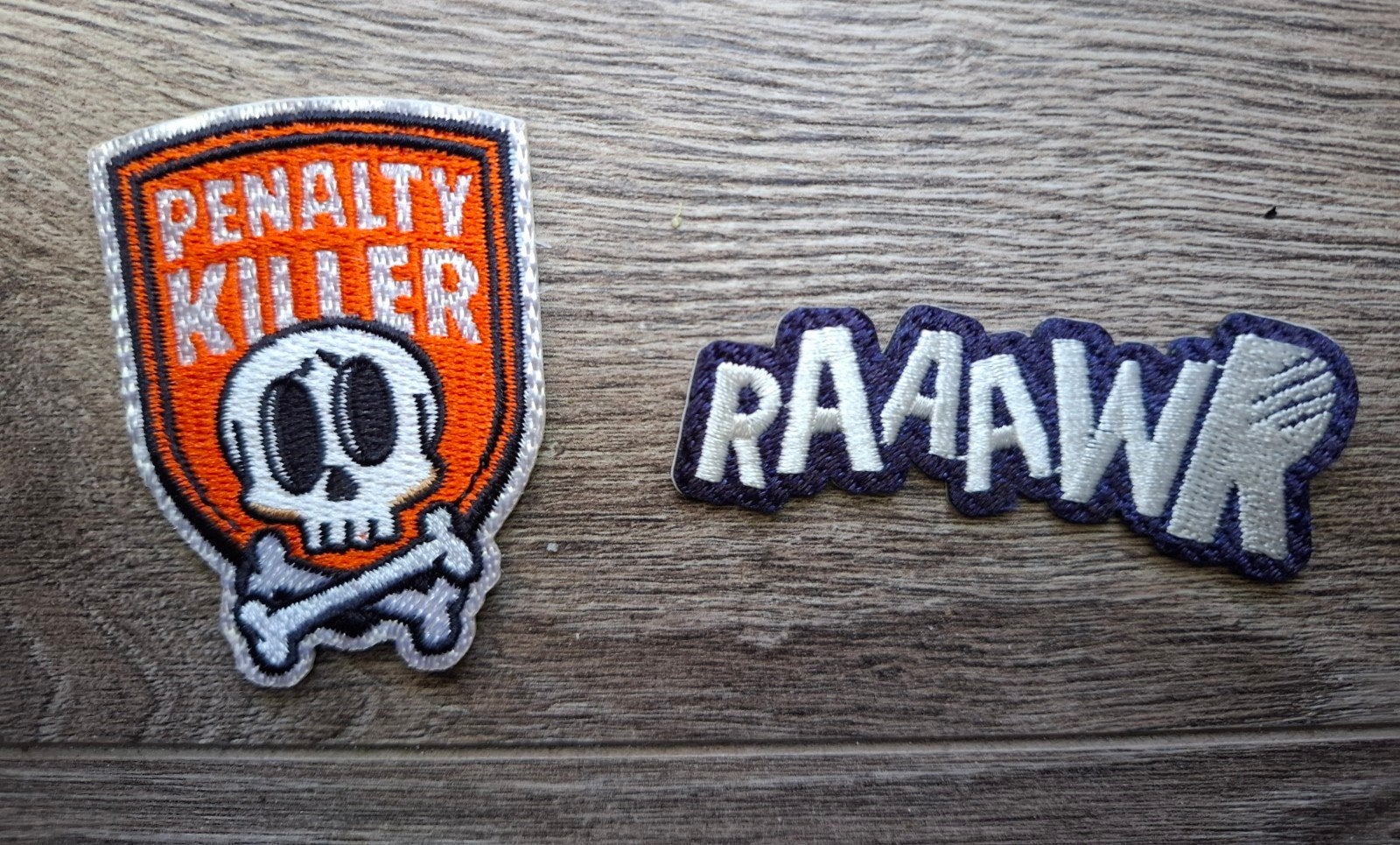 Te koop: 2 emblemen voor Jumbo Juichjack, Jumbo, Ophalen