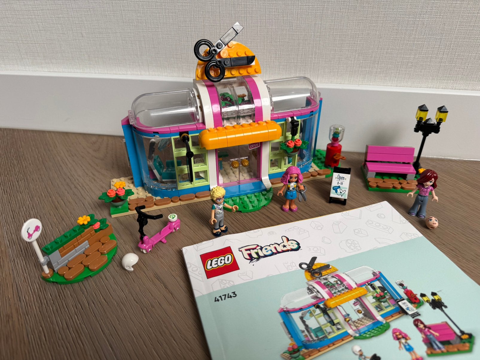 100% compleet Lego Friends 41743 Kapsalon, Lego, Friends, Ophalen of Verzenden, Zo goed als nieuw