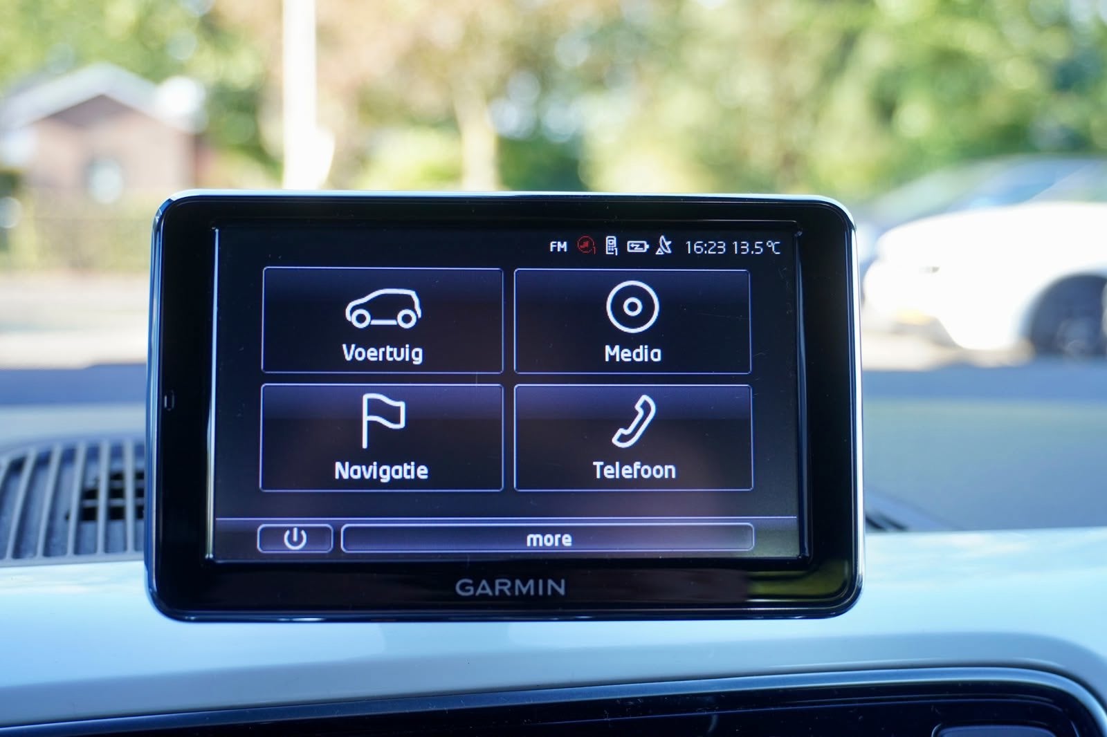 Volkswagen UP! 1.0 CLUB up! APK|AIRCO|CRUISE|BLUETOOTH, Auto's, Voorwielaandrijving, Dealer onderhouden, Stof, Gebruikt