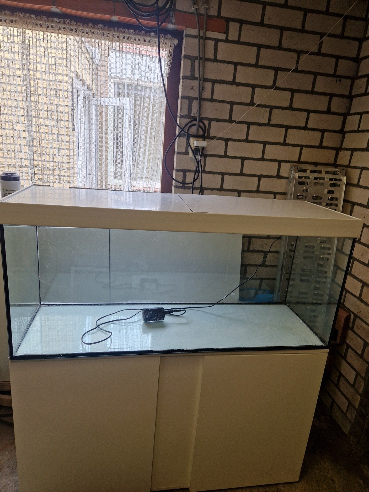 Aquarium met kast, Ophalen, Inclusief toebehoren, Zo goed als nieuw, Gevuld zoetwateraquarium