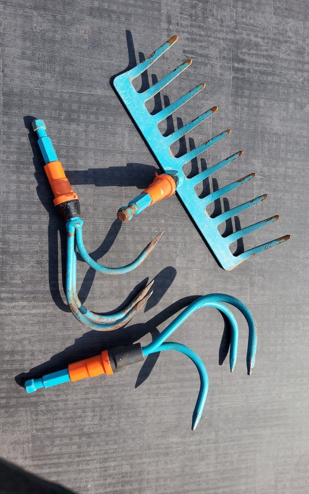 Tuin gereedschap set: hark, cultivator en schoffel, Ophalen of Verzenden, Gebruikt, Hark, Gardena
