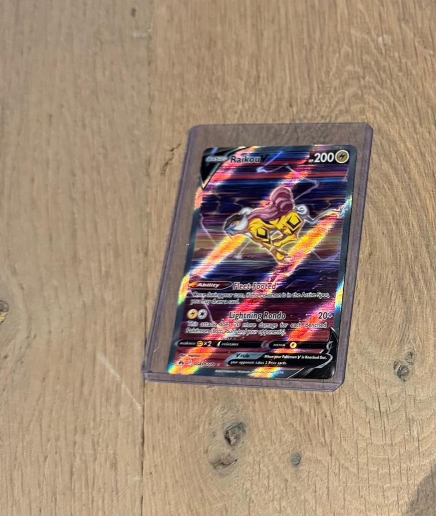 Pokémon Raikou V Full Art Kaart (Crown Zenith), Ophalen of Verzenden, Zo goed als nieuw