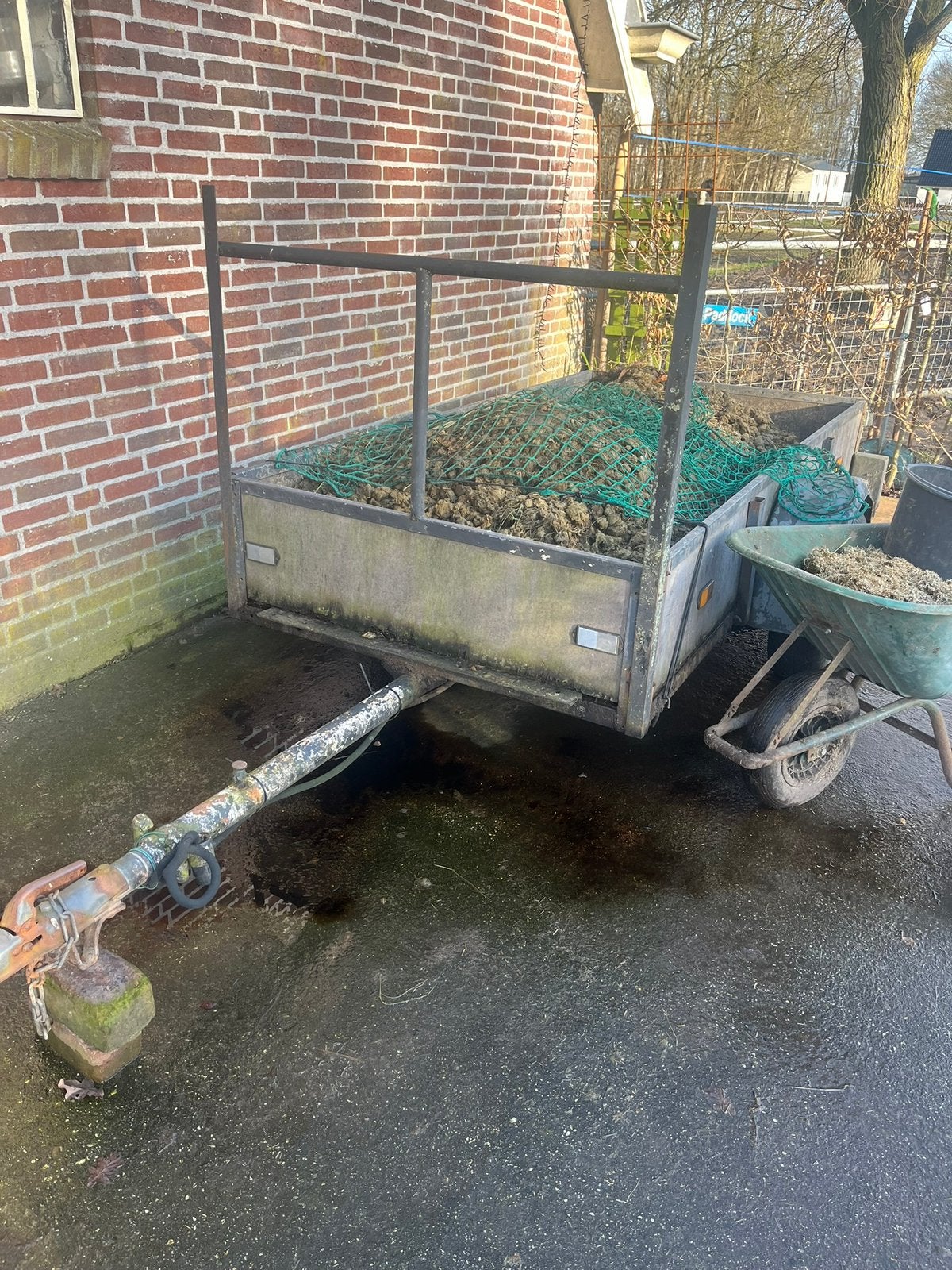 Paardenmest, klaar op aanhanger, Tuin en Terras, Aarde en Mest, Tuinaarde, Ophalen