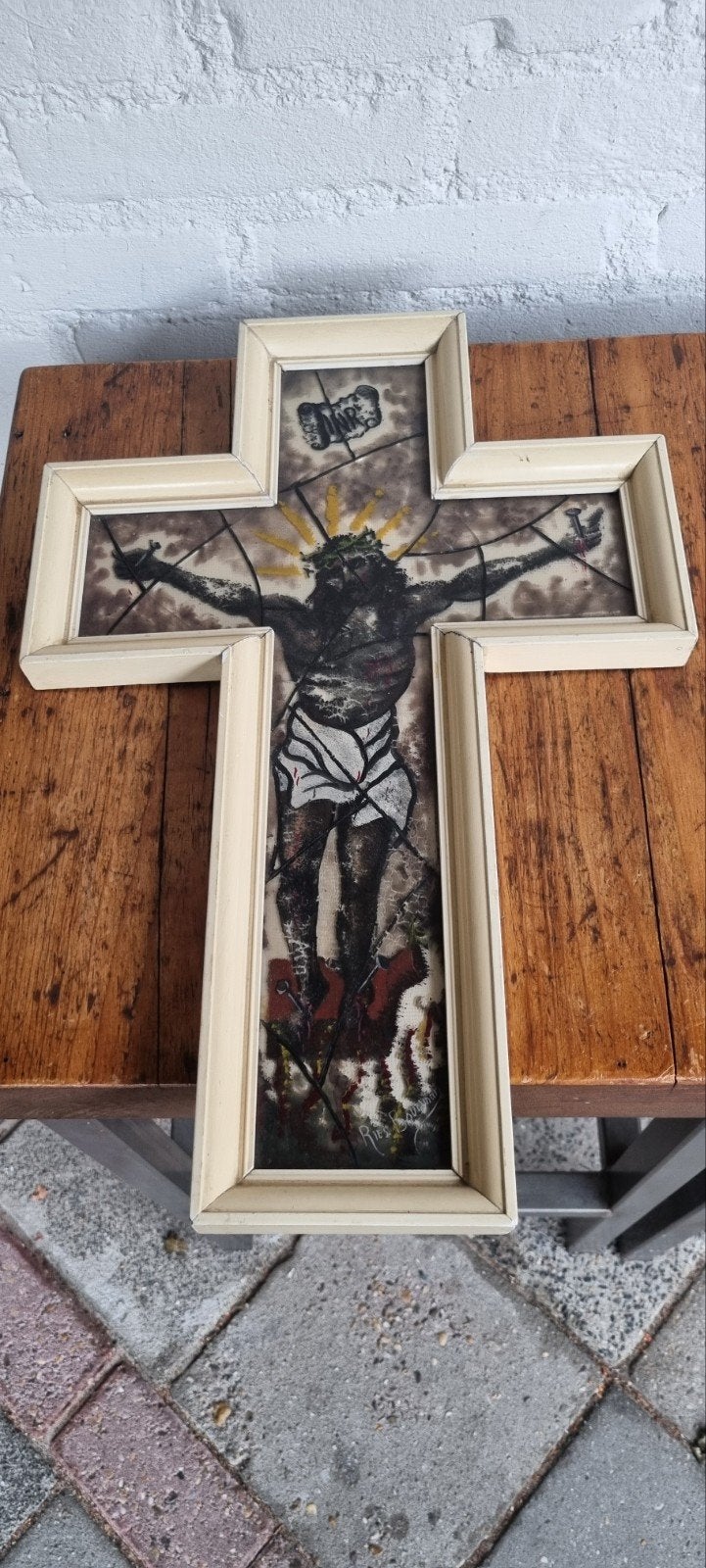 kruisbeeld crucifix mozaïek gesigneerd midden 20 ste eeuw, Ophalen of Verzenden