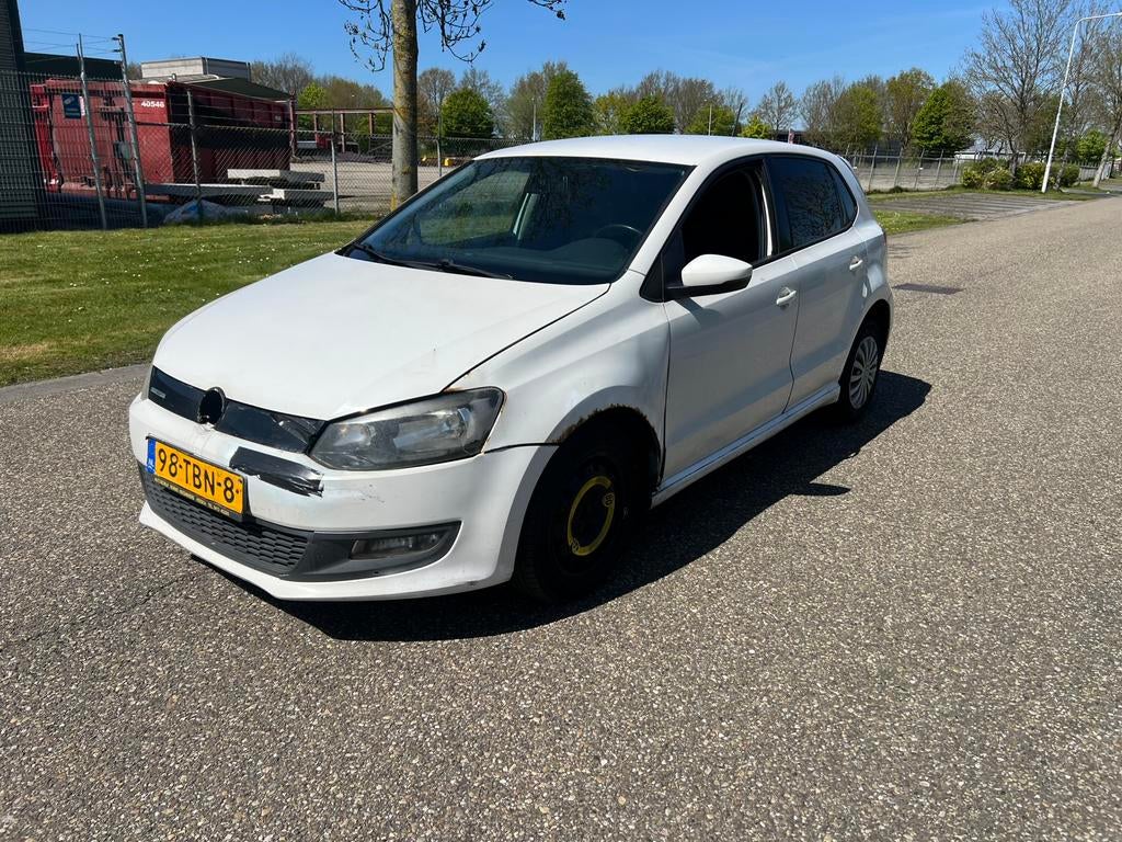 Volkswagen Polo 1.2 TDI 55KW BM 2012 Wit SCHADE EXPORT, Auto's, Voorwielaandrijving, 74 pk, 1199 cc, 96 €/maand