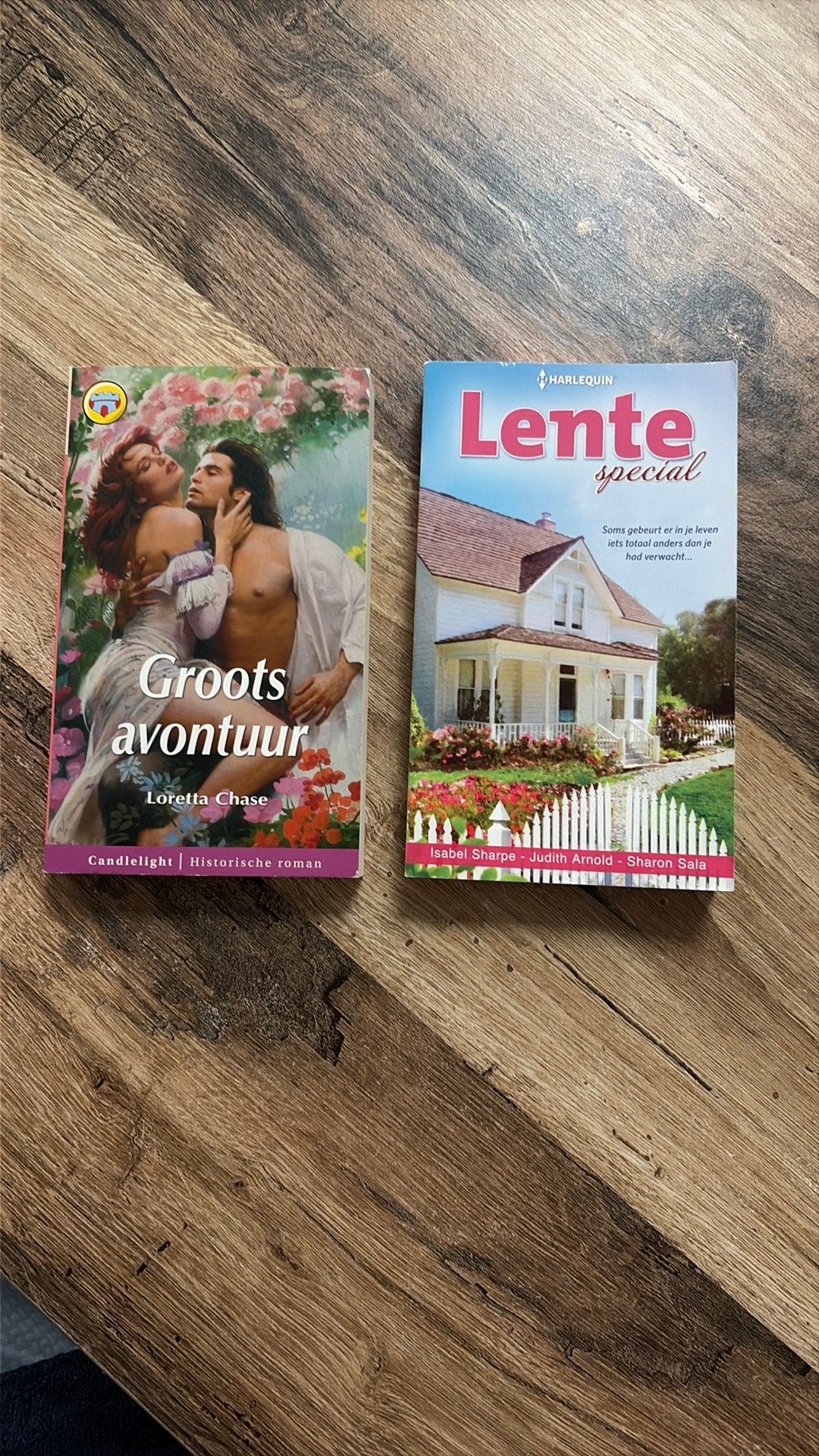 2 x Candlelight en Harlequin!, Boeken, Ophalen of Verzenden, Zo goed als nieuw