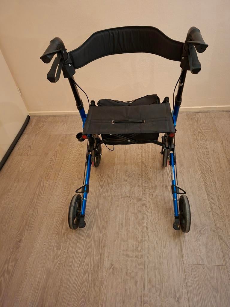 Blauwe Rollator, merk Sky, Diversen, Ophalen of Verzenden, Gebruikt