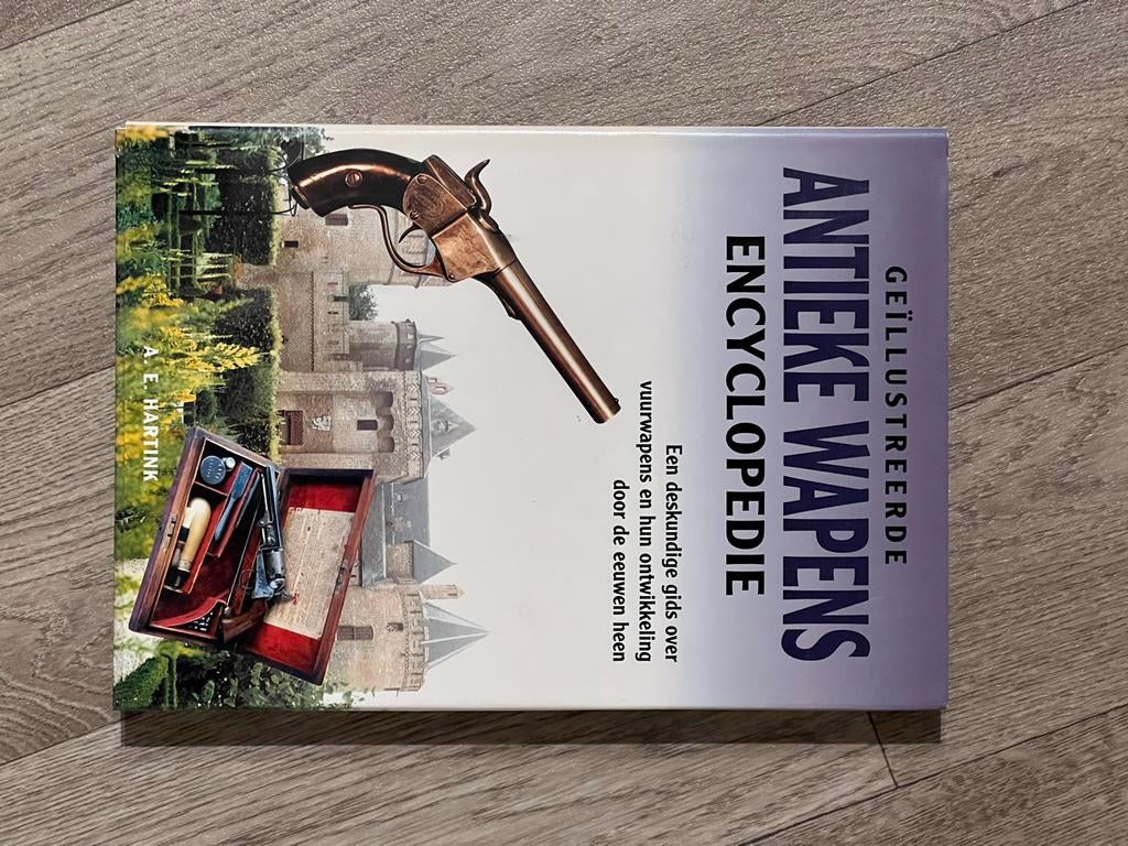 Geïllustreerde Encyclopedieën: Wapens & Jachtgeweren, Verzenden, Zo goed als nieuw, Overige onderwerpen, Complete serie