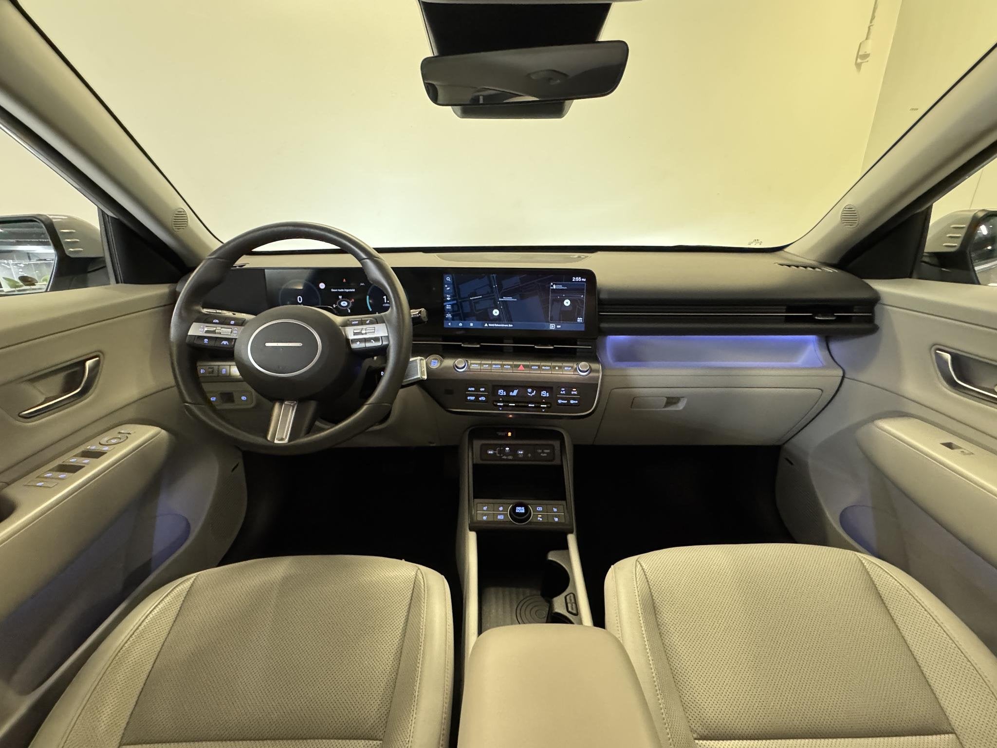 Foto 3 van Hyundai Kona 1.6 GDI HEV Premium Sky | Leer | Camera | Bose