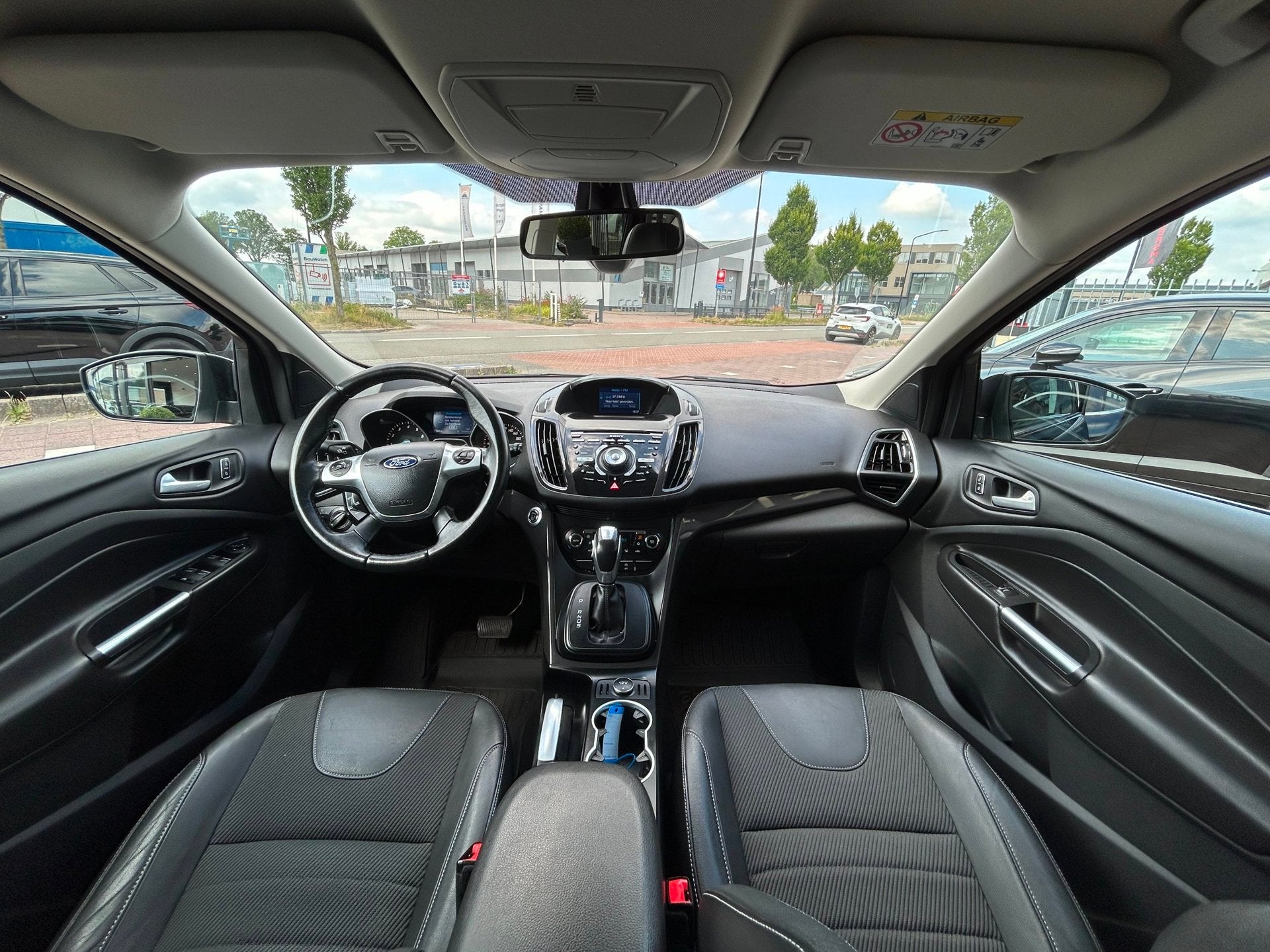 Ford Kuga 1.5 Titanium 4WD AUT|Clima|Cruise|NAVI|CAM|Trekhaa, Auto's, Automaat, Dealer onderhouden, Euro 6, 4 cilinders