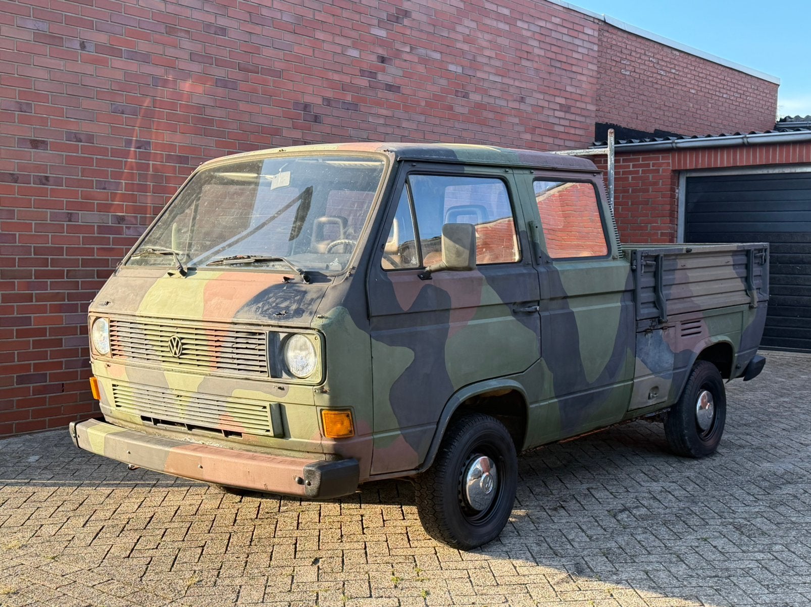 Volkswagen VW T3 Doka 1.9 Benzine ex Bundeswehr, Volkswagen, Leder, Handgeschakeld, SUV of Terreinwagen