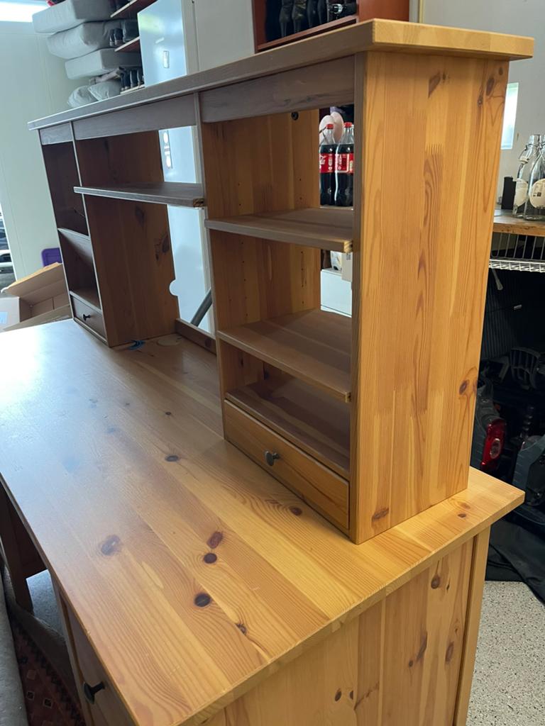Solide IKEA Hemnes bureau met opzetstuk, Huis en Inrichting, Bureaus, Gebruikt, Scandinavisch, Bruin, IKEA