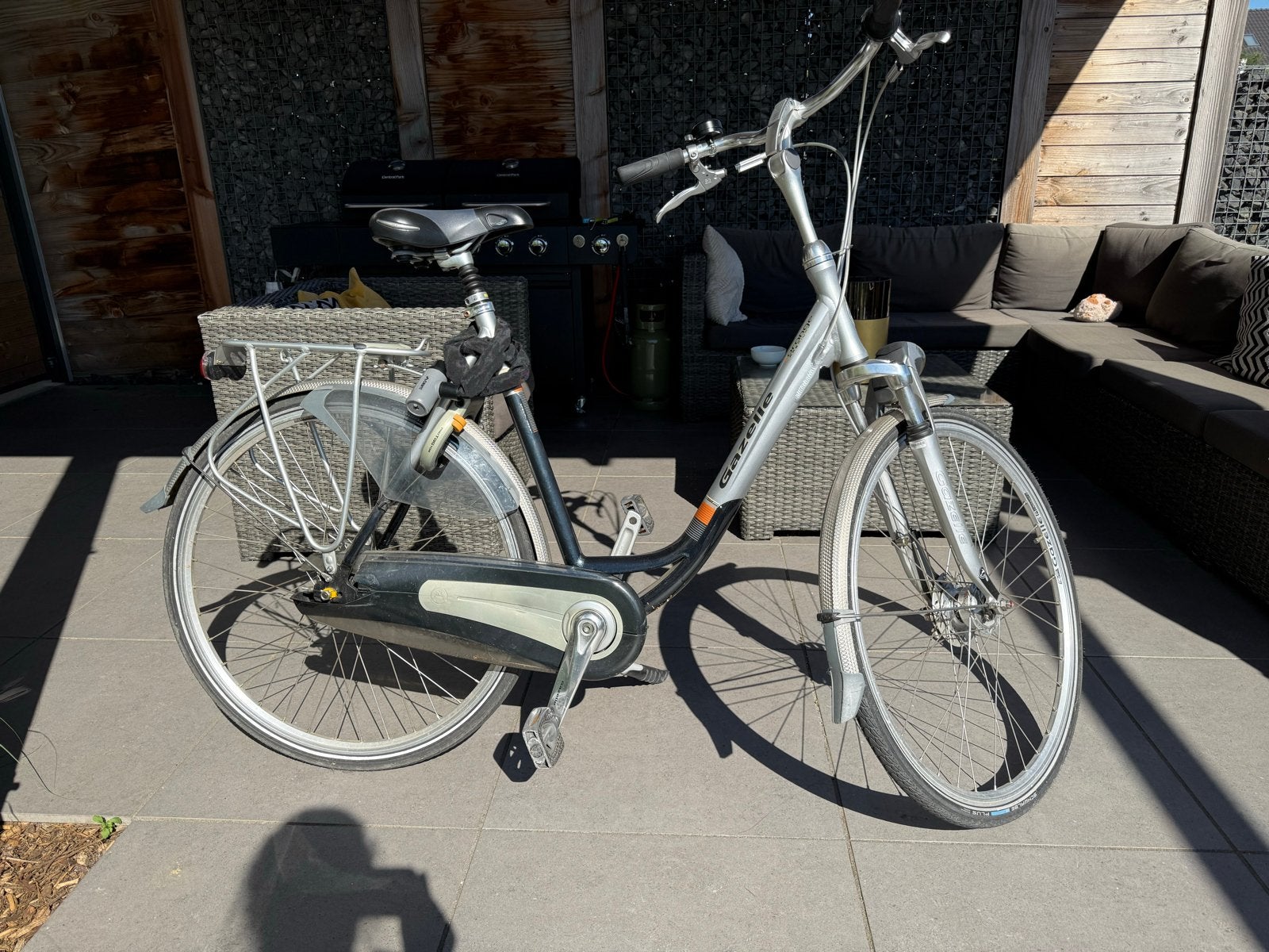 Gazelle Orange Premium damesfiets - Zo goed als nieuw, Fietsen en Brommers, Fietsen | Dames | Damesfietsen, Ophalen, (Extra) lage instap