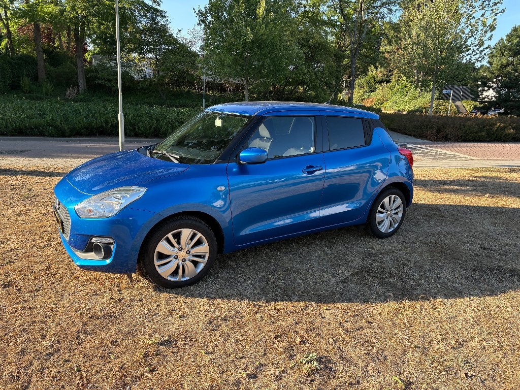Suzuki Swift 1.2 Dualjet 90pk Select 2019 77.557 km CarPlay, Voorwielaandrijving, Stof, Stoelverwarming, 4 cilinders