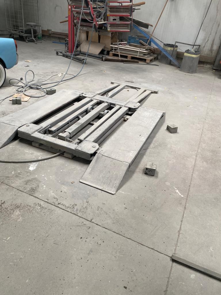 Autobrug schaarlift garagekrik hefbrug autolift, Ophalen, Gebruikt