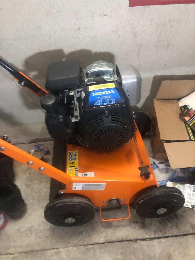Eliet verticuteer machine, Tuin en Terras, Ophalen of Verzenden, Zo goed als nieuw, Benzine