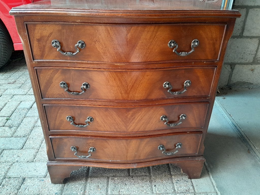 Houten ladekast / commode – Stevig en in nette staat, Ophalen, Gebruikt, 50 tot 100 cm, 3 of 4 laden