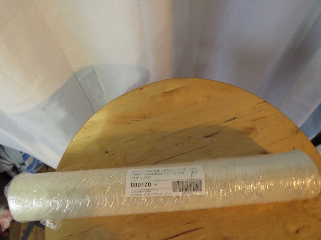 nieuw creme geperst wolvilt 35 x 60 x 3 mm, Hobby en Vrije tijd, Vilt, Ophalen of Verzenden, Nieuw, Los Vilt, Wolvilt