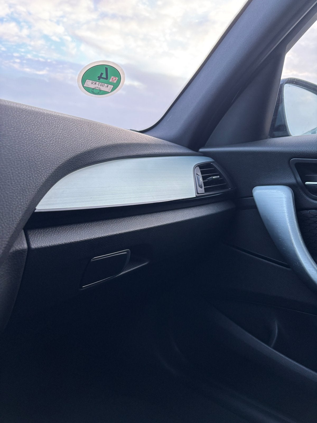Foto 21 van BMW 1-Serie 116I 100KW 5DR 2014 Zwart