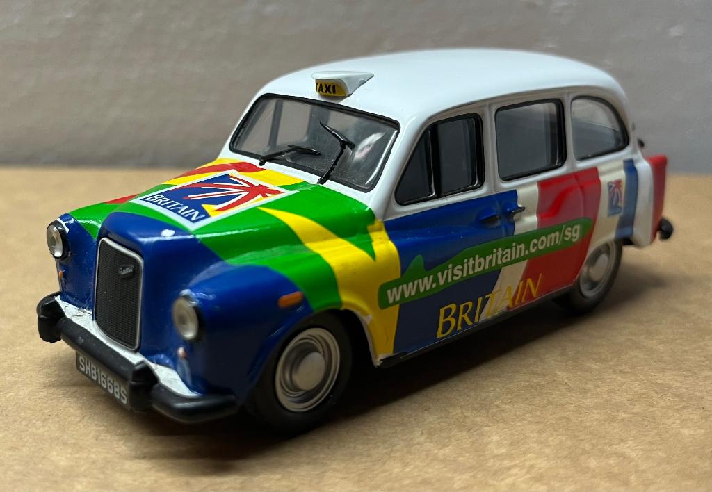 1:43 , Austin FX-4 London Taxi Cab, Britain., Ophalen of Verzenden, Zo goed als nieuw, Auto, Overige merken