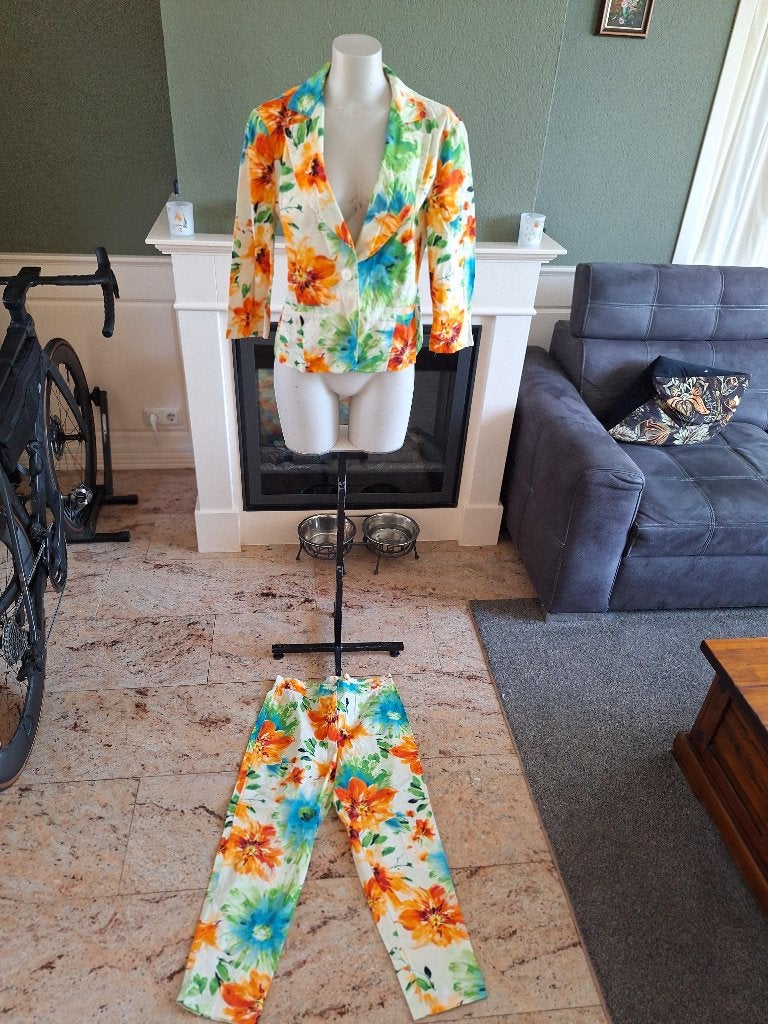 Sandro Ferrone pak blazer capri IT 46 NL 42 in topstaat, Kostuum of Pak, Zo goed als nieuw, Meerkleurig, Verzenden