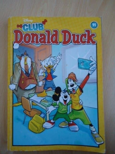 Club Donald Duck pocket 11, strip, Eén stripboek, Ophalen of Verzenden, Zo goed als nieuw
