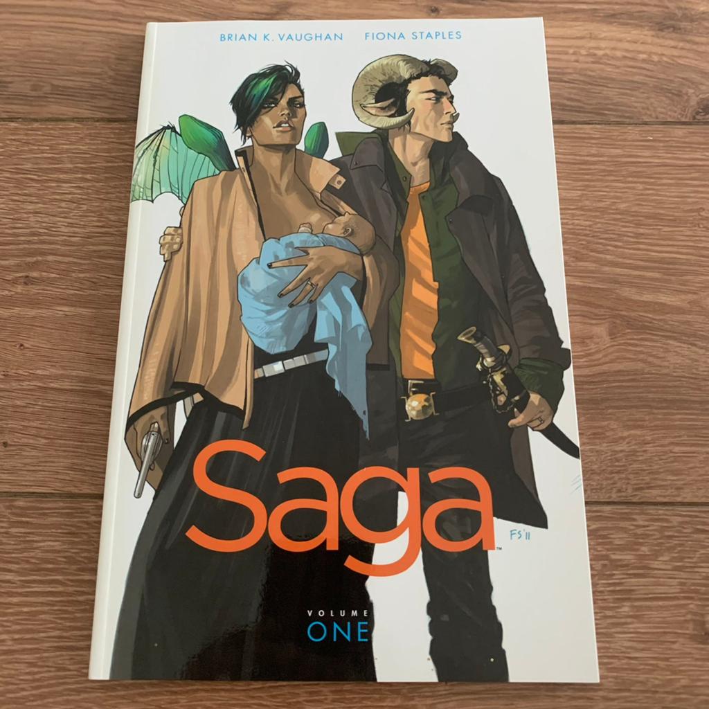 Saga Volume One - Softcover Comicboek, Boeken, Strips | Comics, Gelezen, Eén comic, Amerika, Ophalen of Verzenden