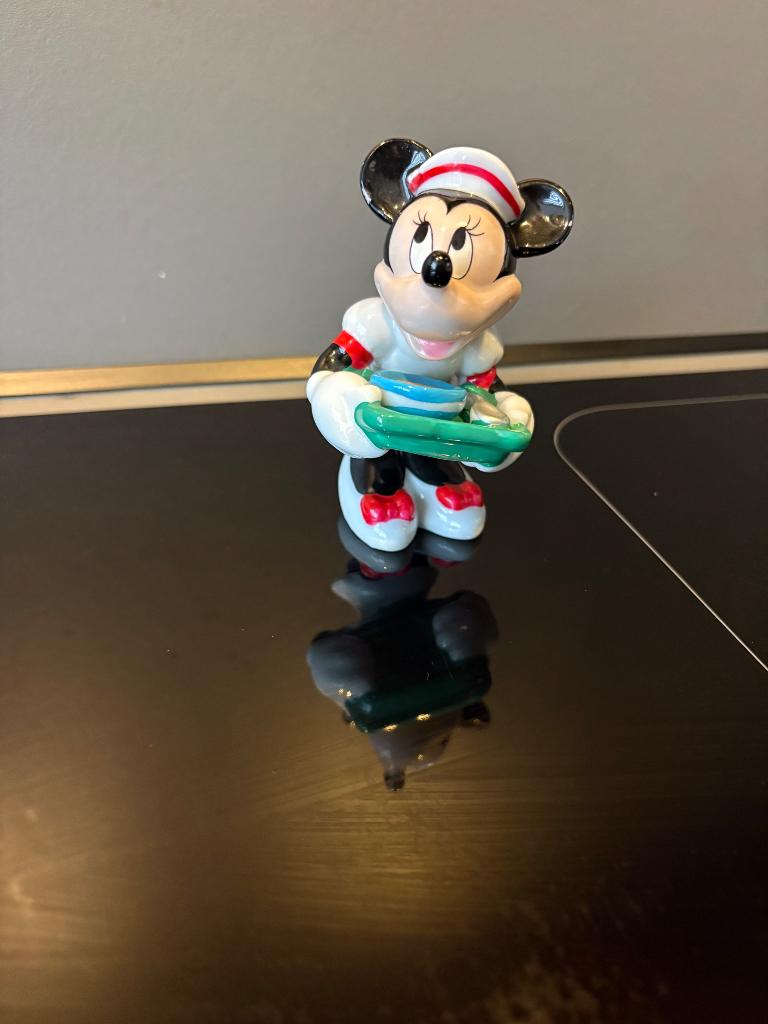 Mini mouse beeldje Lic. Enesco, Verzamelen, Ophalen of Verzenden, Mickey Mouse, Zo goed als nieuw, Beeldje of Figuurtje