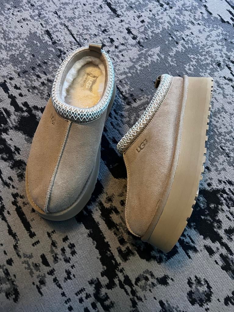 UGG Tazz II Original Platform Originele schoenen- Nieuw 40, Beige, Overige typen, Nieuw, Ophalen of Verzenden