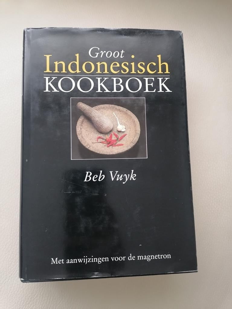 Groot Indonesisch Kookboek - Beb Vuyk, Boeken, Gelezen, Hoofdgerechten, Azië en Oosters, Ophalen of Verzenden