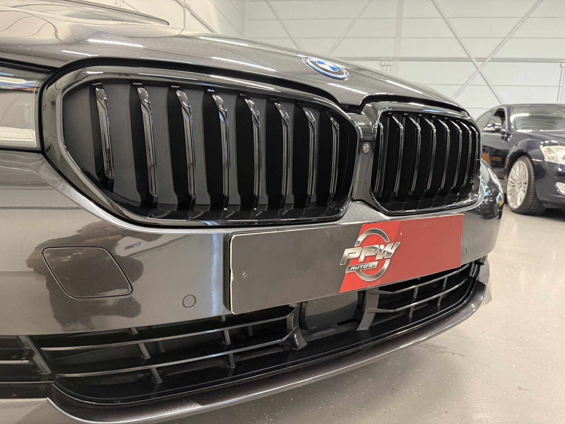 Foto 59 van BMW 5 Serie Touring 530e xDrive High exe PANO/TREKHAAK/H&K/L
