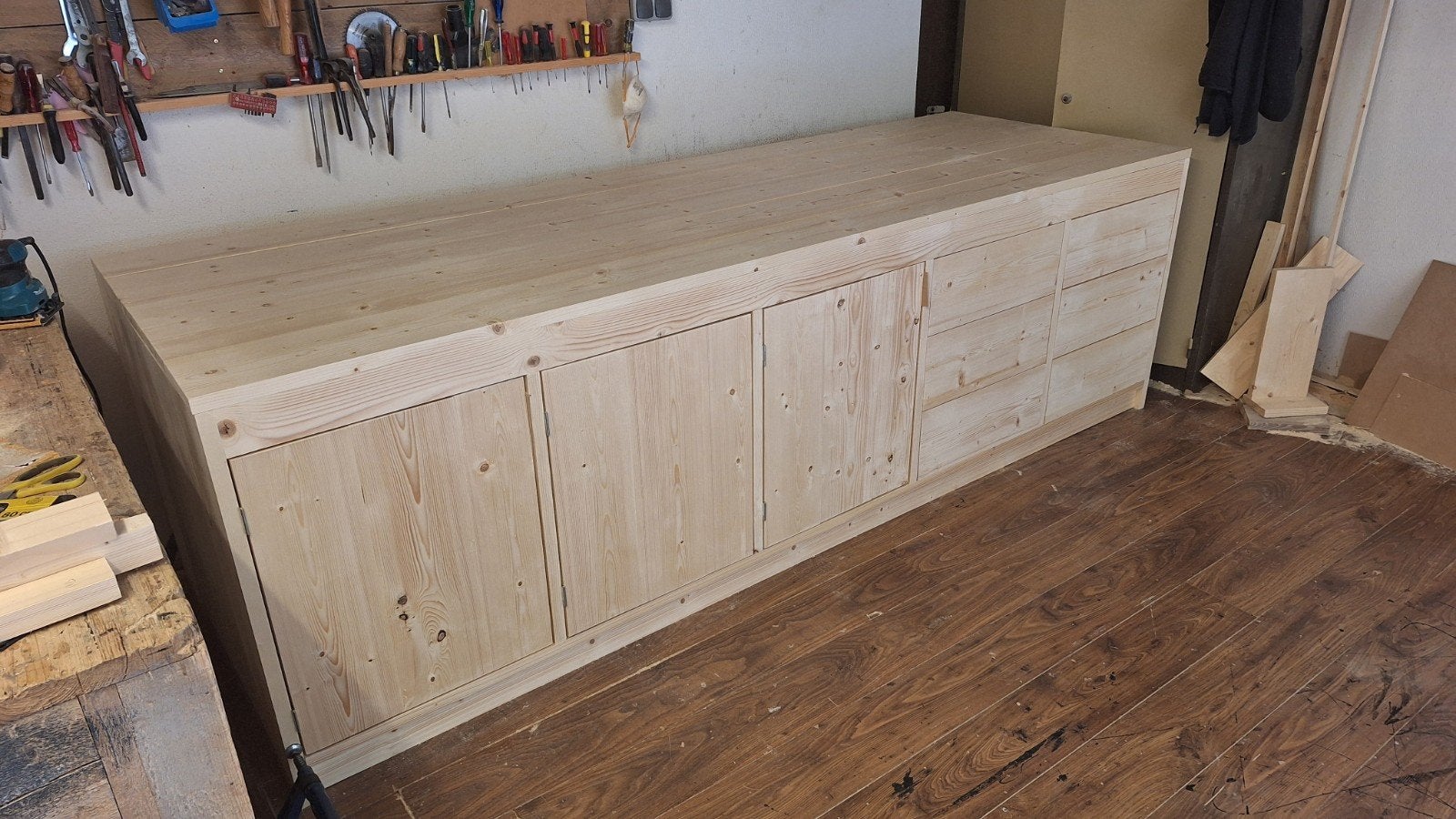 keukeneiland van terug gedroogd en geschaafd hout, Huis en Inrichting, Keuken | Keukenelementen, Ophalen, Nieuw