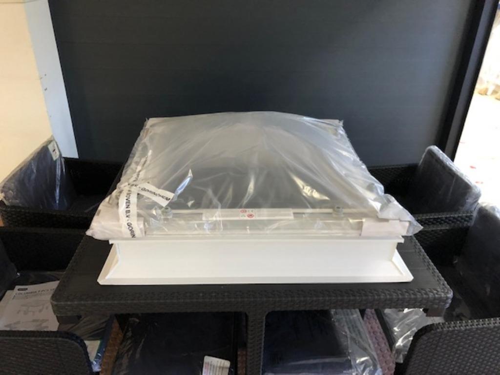 Partij lichtkoepels nieuw ZEER SCHERP GEPRIJSD, Ophalen, Minder dan 80 cm, Nieuw, Dubbelglas