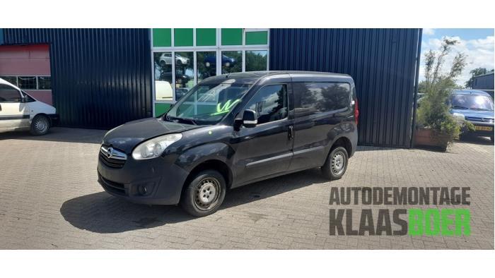 Voorbumper van een Opel Combo, Gebruikt, Opel, Ophalen of Verzenden, Bumper