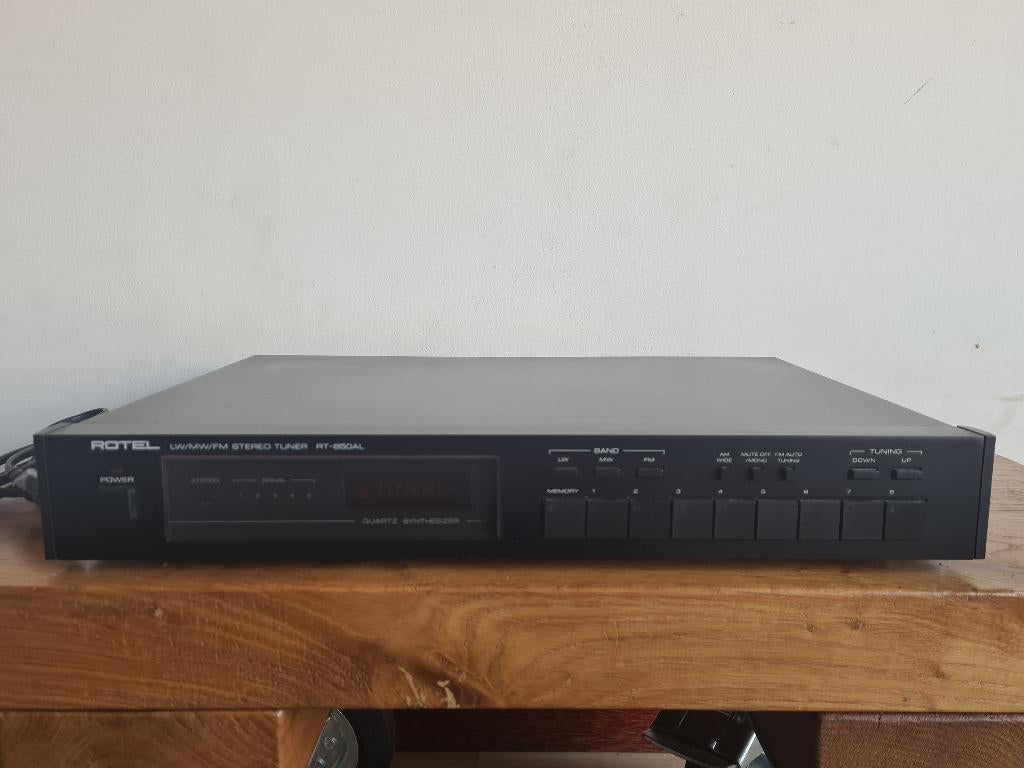 tuner Rotel RT-850AL, Audio, Tv en Foto, Tuners, Ophalen of Verzenden, Gebruikt